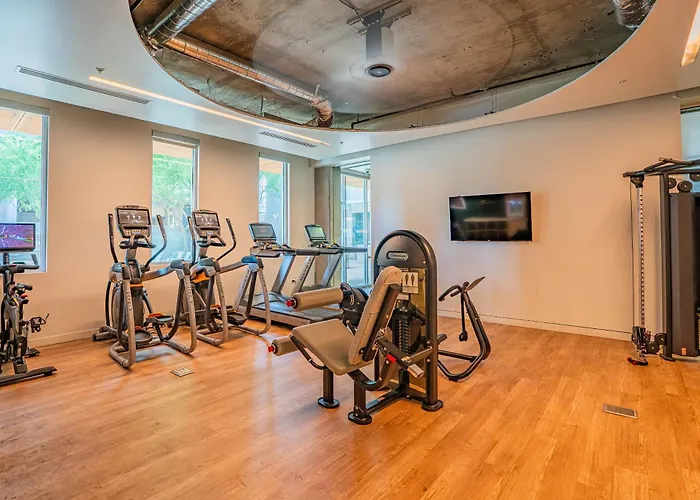 Unique 1bd -central Downtown - Gym, Pool, Parking * Phoenix